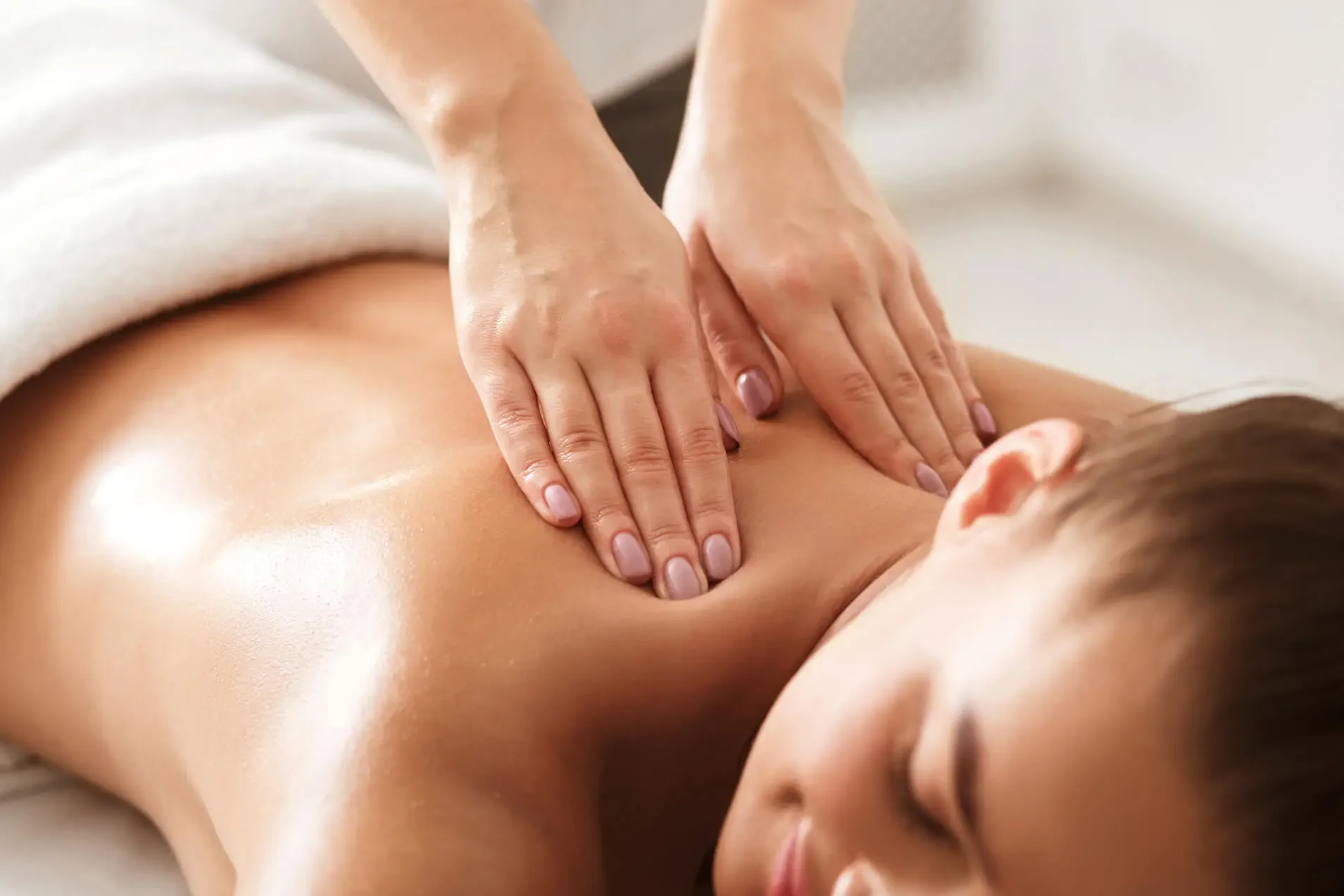 Back Care in Geneva: The Detox & Relaxation Ritual